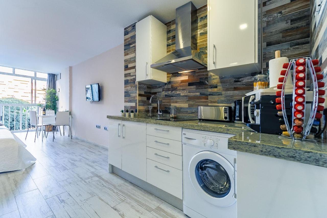 Sun Coast Benalmadena -- Superb Studio With 4 Pools, Gardens & Breakfast Exteriér fotografie