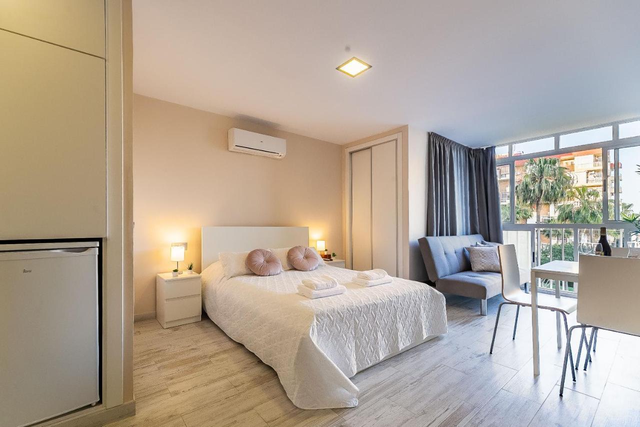 Sun Coast Benalmadena -- Superb Studio With 4 Pools, Gardens & Breakfast Exteriér fotografie