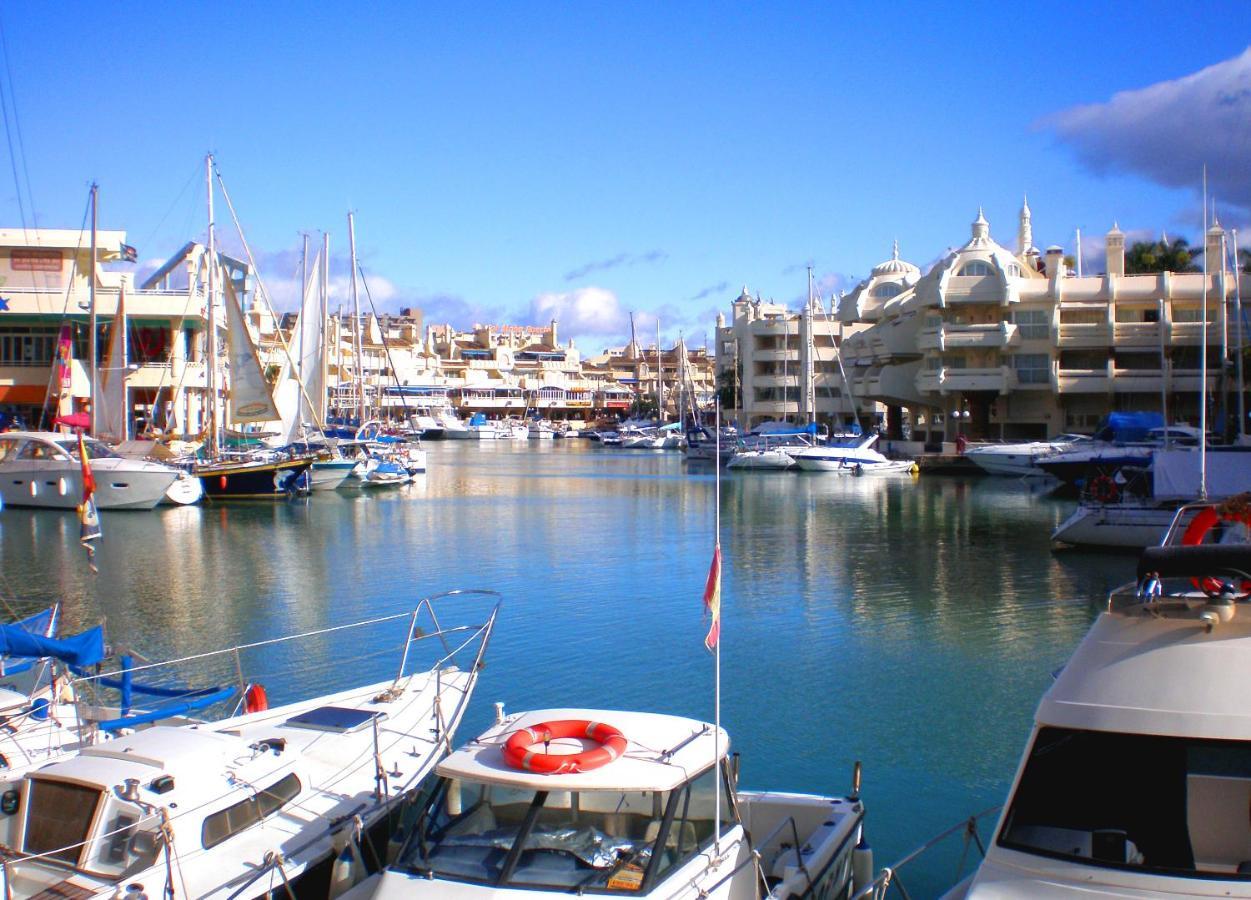 Sun Coast Benalmadena -- Superb Studio With 4 Pools, Gardens & Breakfast Exteriér fotografie