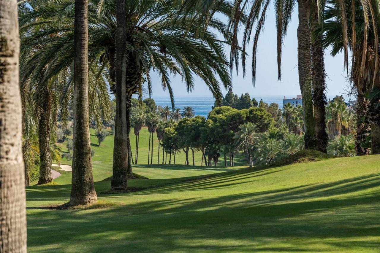Sun Coast Benalmadena -- Superb Studio With 4 Pools, Gardens & Breakfast Exteriér fotografie